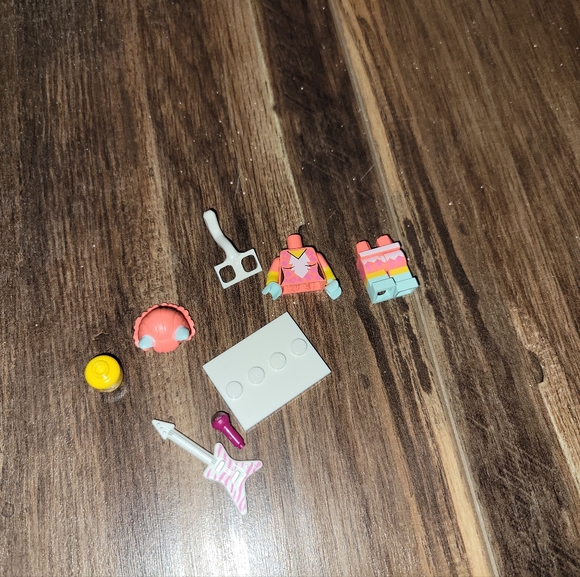 LEGO 71023 The LEGO MOVIE 2 - Kitty Pop Minifigure - Picture 7 of 10